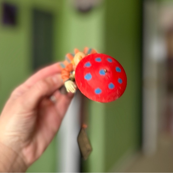 VTG Toriart Italian Clown Under Umbrella Figurine Cottagecore Art Decor - Picture 10 of 10